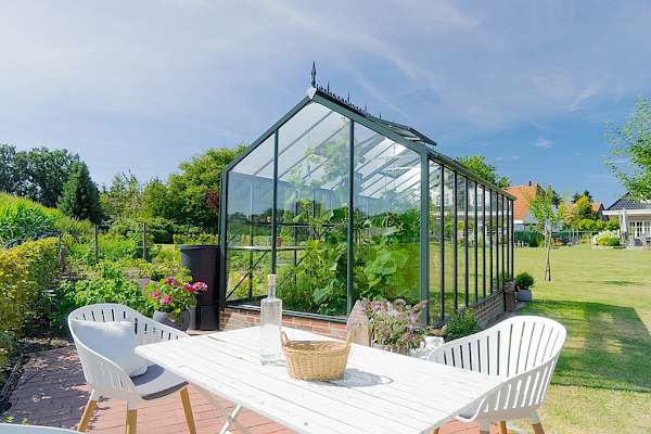 Elegant Glass Conservatories